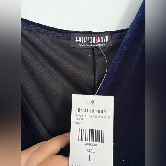 Velvet mini dress in Navy blue - Picture 6 of 6